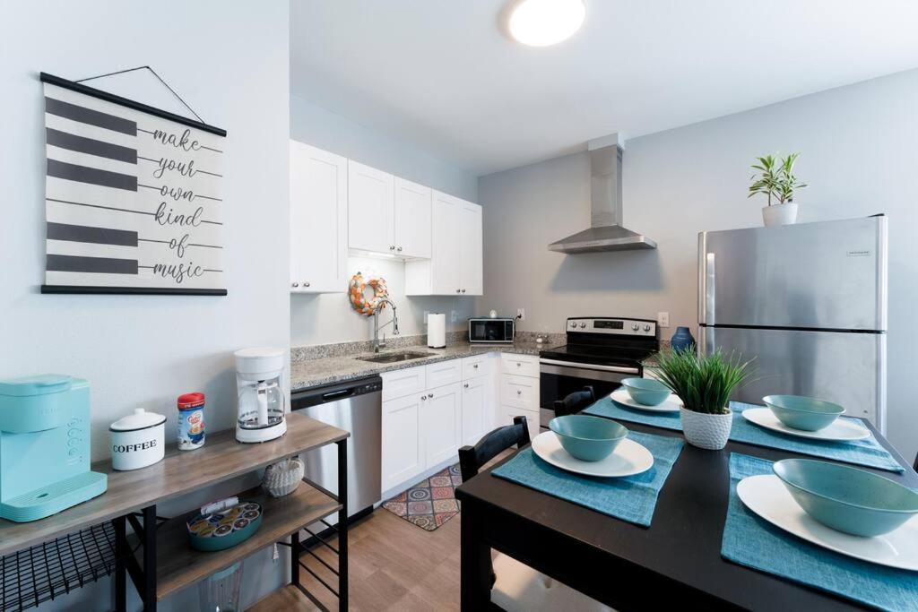 Lyric Place Сан-Антонио Экстерьер фото